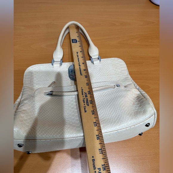 Longchamp Phyton Cream Textured Leather Satchel with Metal Accents - Picture 11 of 14